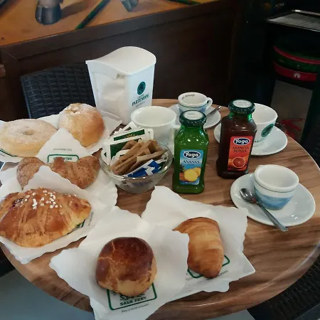 Italia Alojamento de Acomodação e Pequeno-almoço *